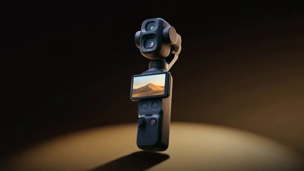 DJI Osmo Pocket 4P в руке, экран управления